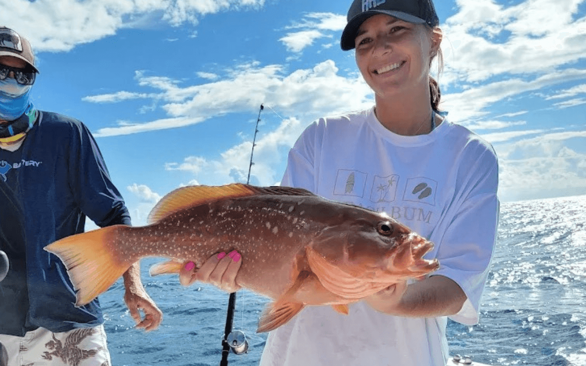 4 HR Offshore Charter